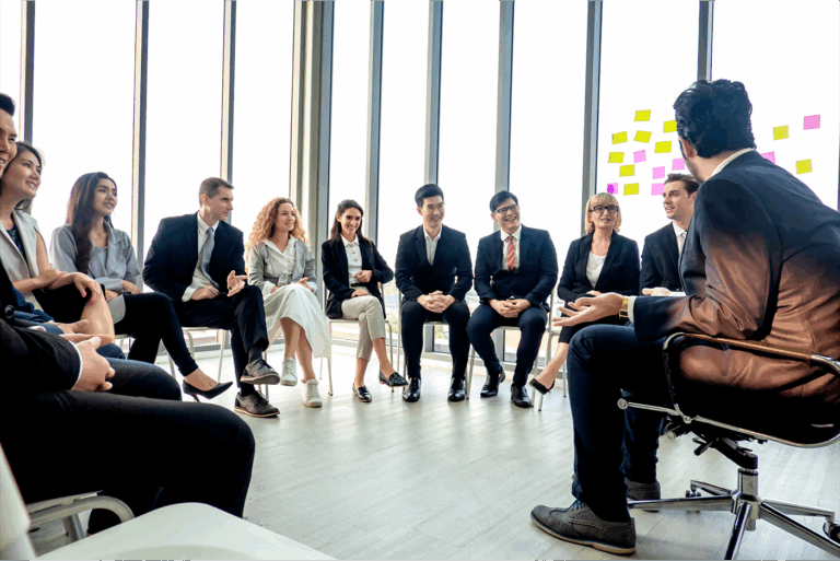 Descubra por que investir no desenvolvimento de líderes é essencial para enfrentar mudanças, inovação e os novos desafios do mundo do trabalho.